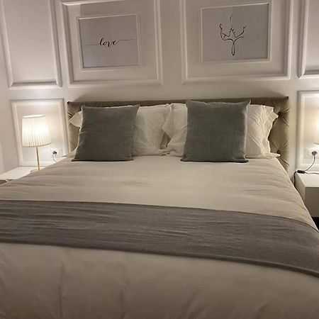 Moho Residences Korce Luaran gambar