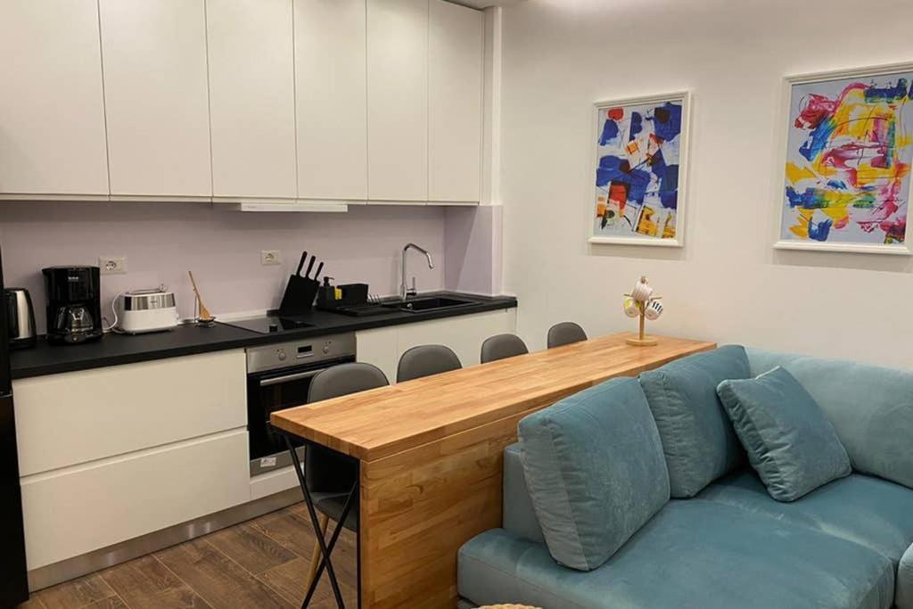 Moho Residences Korce Luaran gambar